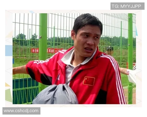 足球明星生涯中的遗憾瞬间集锦回顾与反思